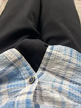 Snapshot of mahiking chatting on January 21, 3:50 pm mahiking online show from January 21, 3:50 pm