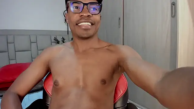 JEFFREY COTTOM online show from October 21, 11:57 am