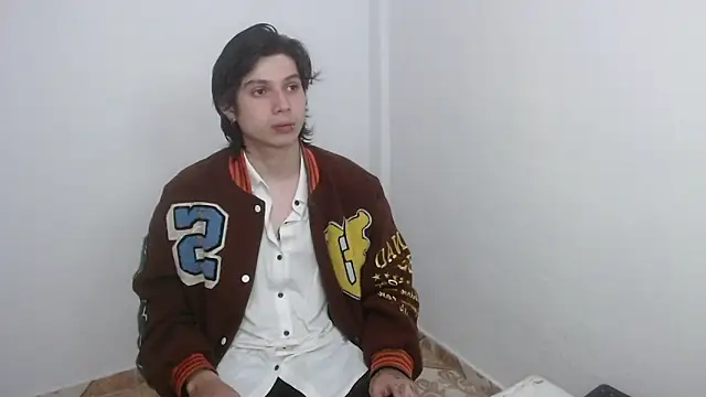 pervertsteens3 online show from February 3, 3:04 am