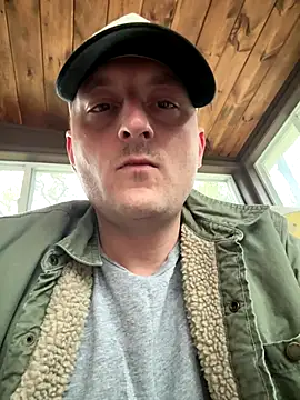 longcurved212121 online show from October 12, 4:01 pm