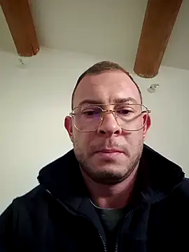 jourdinio13 online show from January 9, 2:18 pm