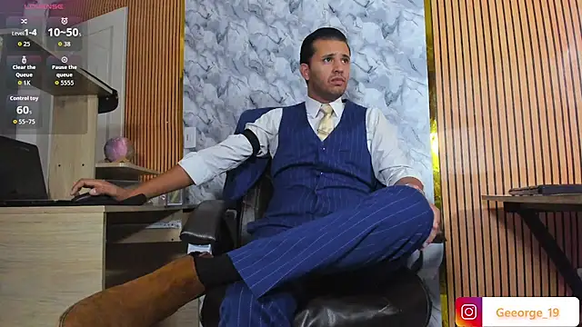 Hideintheoffice online show from April 17, 11:46 am