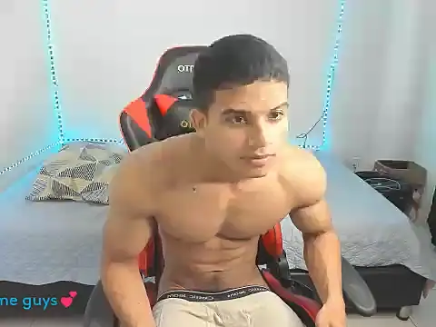 oliver thompsson7 online show from December 2, 9:07 pm