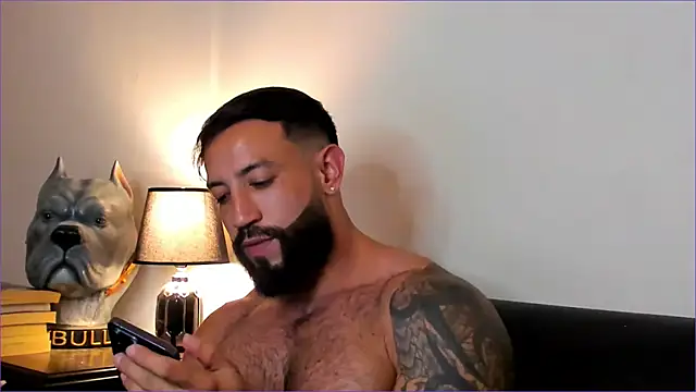 Snapshot of BradLeon_ chatting on September 24, 11:58 pm BradLeon  online show from September 24, 11:58 pm