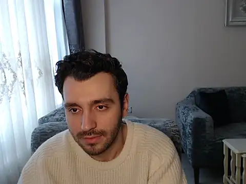 handsomeee04 online show from March 28, 2:06 pm