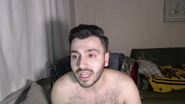 handsomeee04 online show from February 13, 8:14 pm