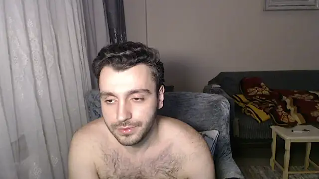 handsomeee04 online show from March 5, 10:17 pm