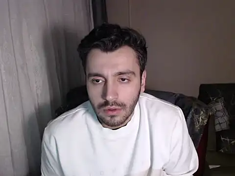 handsomeee04 online show from February 6, 10:50 pm