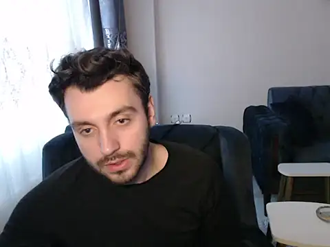 handsomeee04 online show from March 22, 2:44 pm