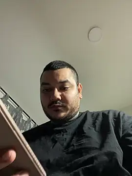 El Titan1998 online show from February 27, 12:13 pm