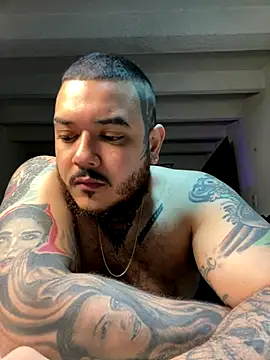 El Titan1998 online show from September 19, 9:47 pm