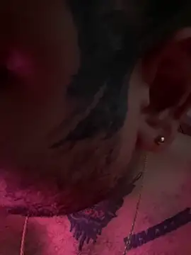 El Titan1998 online show from February 26, 2:03 pm