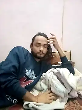 Snapshot of IamRentedBoybfriend chatting on February 18, 5:33 pm IamRentedBoybfriend online show from February 18, 5:33 pm