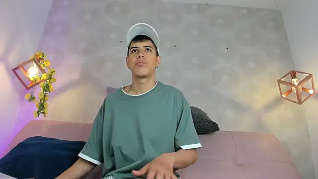 Angel Khouri online show from March 7, 3:40 am