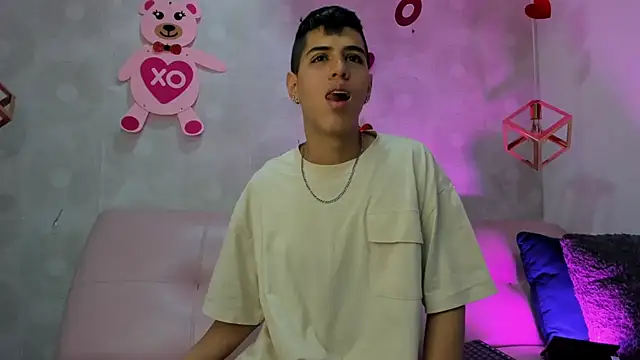 Angel Khouri online show from February 19, 3:17 am