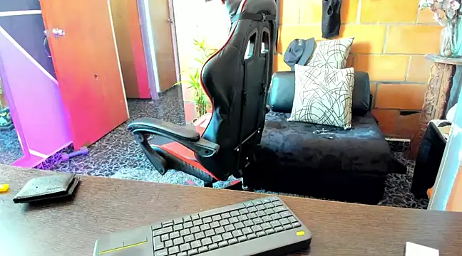 Adam Valenciia online show from March 8, 3:11 pm