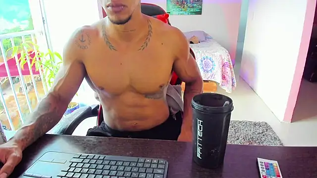 Adam Valenciia online show from September 13, 10:44 pm