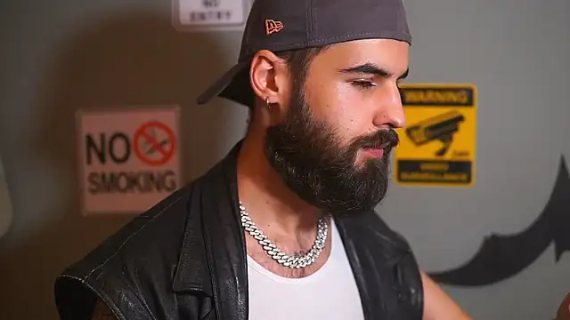 HairyRobxxx online show from November 26, 9:07 pm