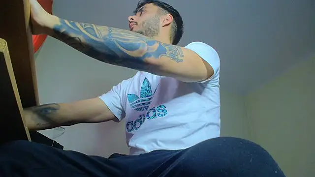 XanderCage99 online show from January 9, 2:51 pm