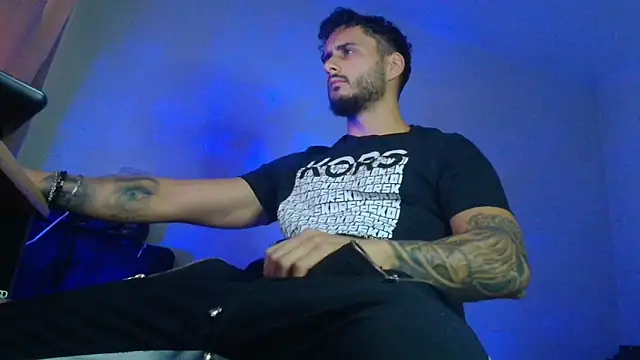 XanderCage99 online show from September 23, 4:34 am