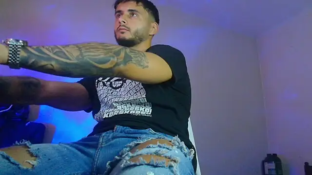 XanderCage99 online show from September 11, 10:14 am