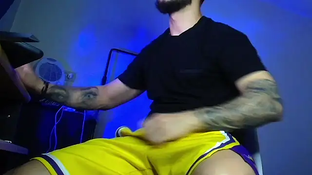 XanderCage99 online show from June 11, 8:40 pm