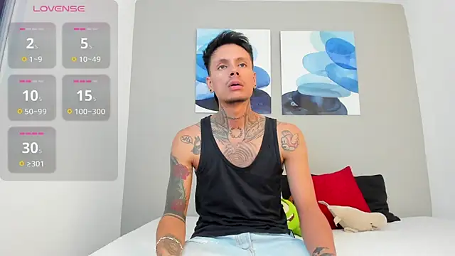 Emilio Wolf online show from February 3, 10:43 pm