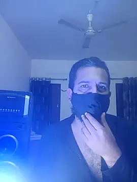 MAGNETICDADDY8 online show from January 1, 2:09 pm