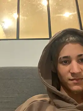 paulomorango online show from January 2, 10:11 pm