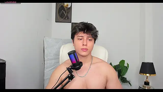 Thom Ohtani online show from March 13, 7:39 pm