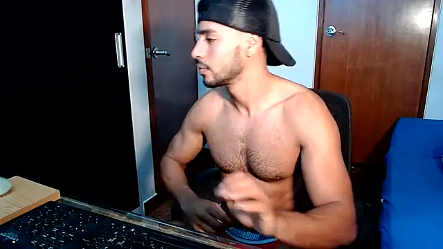 HOTLATINO2025 online show from July 23, 4:48 pm