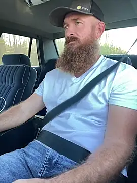 Snapshot of 32XRedBeard chatting on February 18, 9:31 pm 32XRedBeard online show from February 18, 9:31 pm