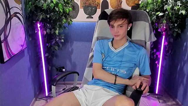 John Weasley online show from September 25, 4:17 pm