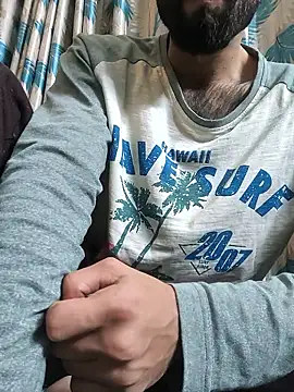 TOPMOON001 online show from January 5, 6:44 pm