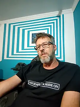 Snapshot of itsmeyes69 chatting on February 19, 9:14 pm itsmeyes69 online show from February 19, 9:14 pm