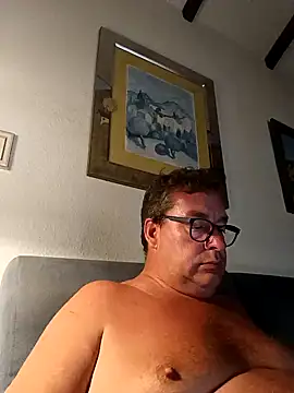 Snapshot of MountJohnXL chatting on January 28, 1:39 am MountJohnXL online show from January 28, 1:39 am