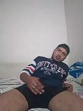 Snapshot of Danger27 chatting on March 21, 5:11 am Danger27 online show from March 21, 5:11 am