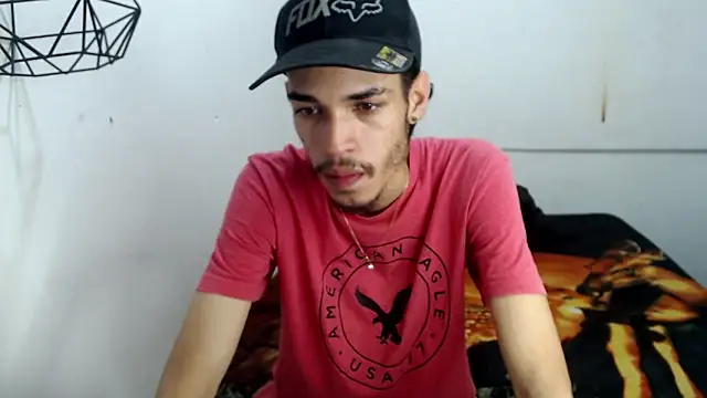 Snapshot of Alejandro_bigdick_x chatting on January 11, 4:48 am Alejandro bigdick x online show from January 11, 4:48 am