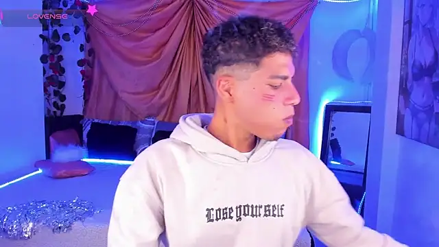 Ethan Boyy online show from October 23, 10:57 pm