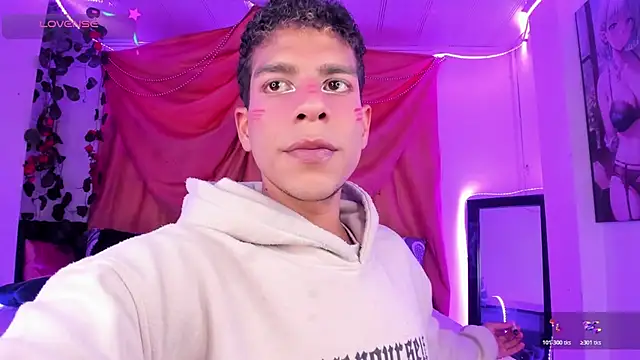 Ethan Boyy online show from November 13, 10:24 pm