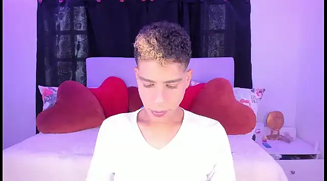 Ethan Boyy online show from February 22, 8:48 pm