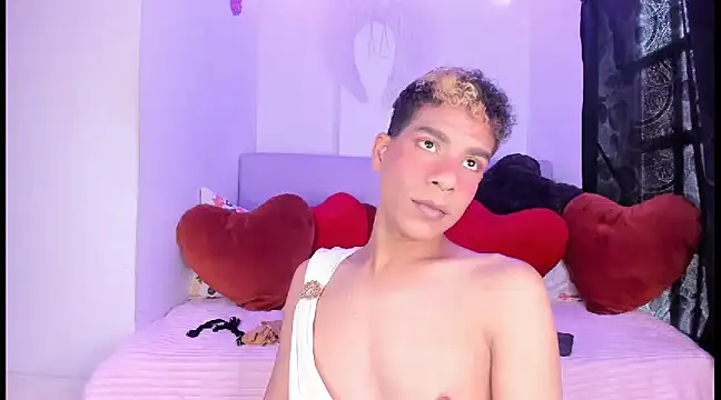 Ethan Boyy online show from February 9, 5:22 pm