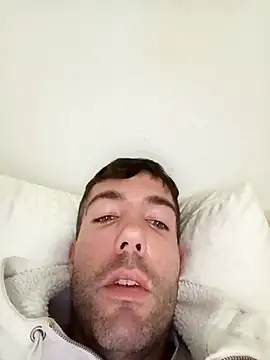 Yeray01 online show from February 24, 8:20 pm