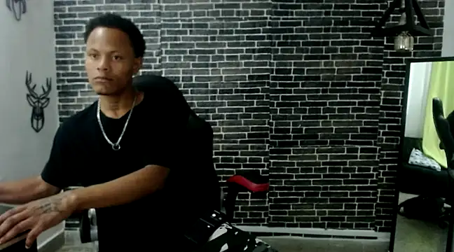 Kalvin Brownn online show from January 25, 1:10 am