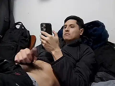 PerroDemonioHot online show from February 14, 12:49 am