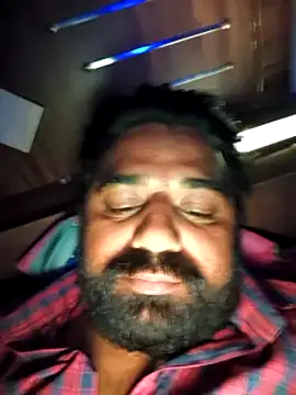 Snapshot of Raziv_komal143 chatting on February 21, 7:21 pm Raziv komal143 online show from February 21, 7:21 pm