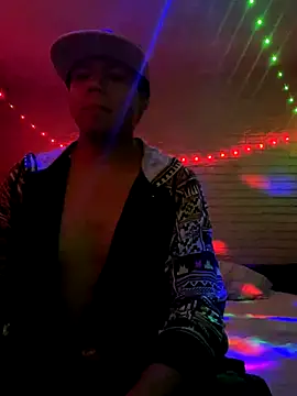 Snapshot of Blade_Ryder666 chatting on October 4, 4:17 am Blade Ryder666 online show from October 4, 4:17 am