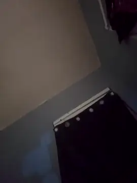 Snapshot of Burrrucecold00 chatting on February 22, 9:21 pm Burrrucecold00 online show from February 22, 9:21 pm