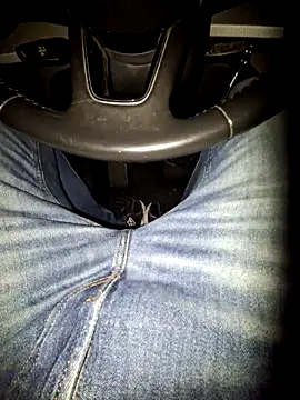 Nzino1983 online show from March 23, 5:41 pm