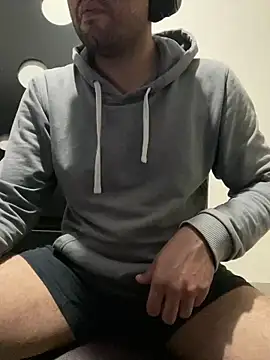 miguelale31 online show from January 25, 6:55 am